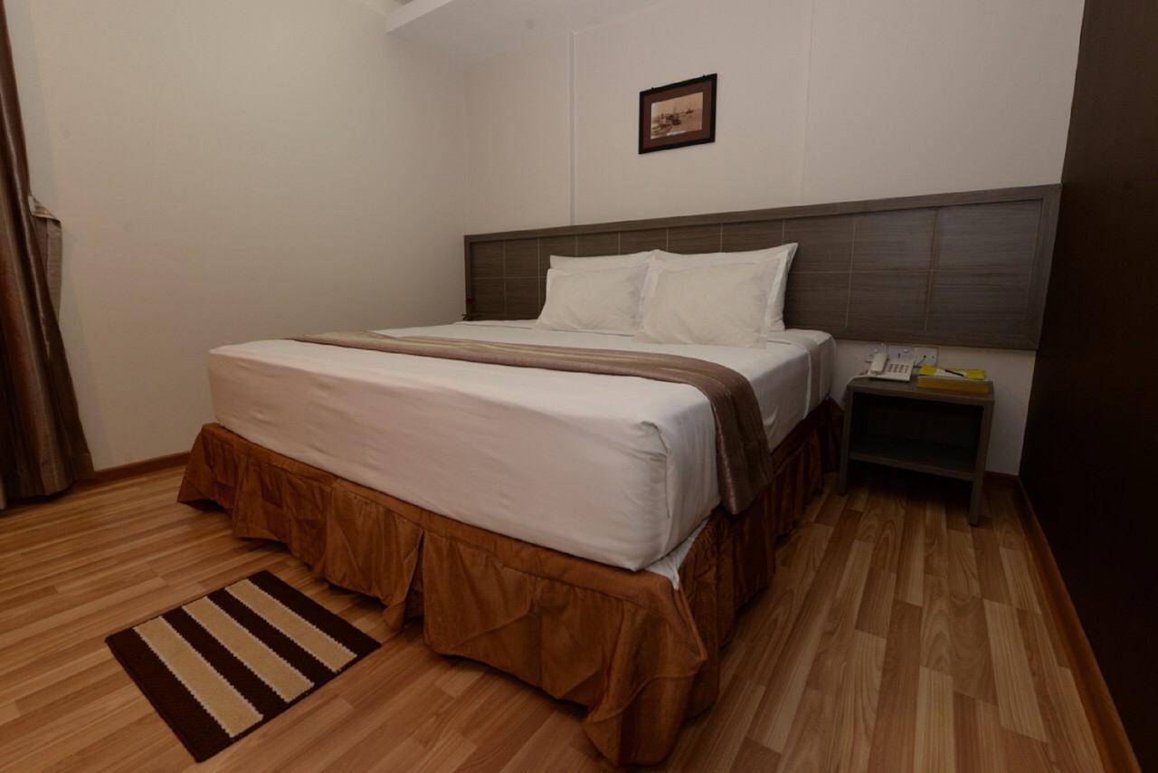 Min Nandar Garden Hotel Thanlyin Kültér fotó