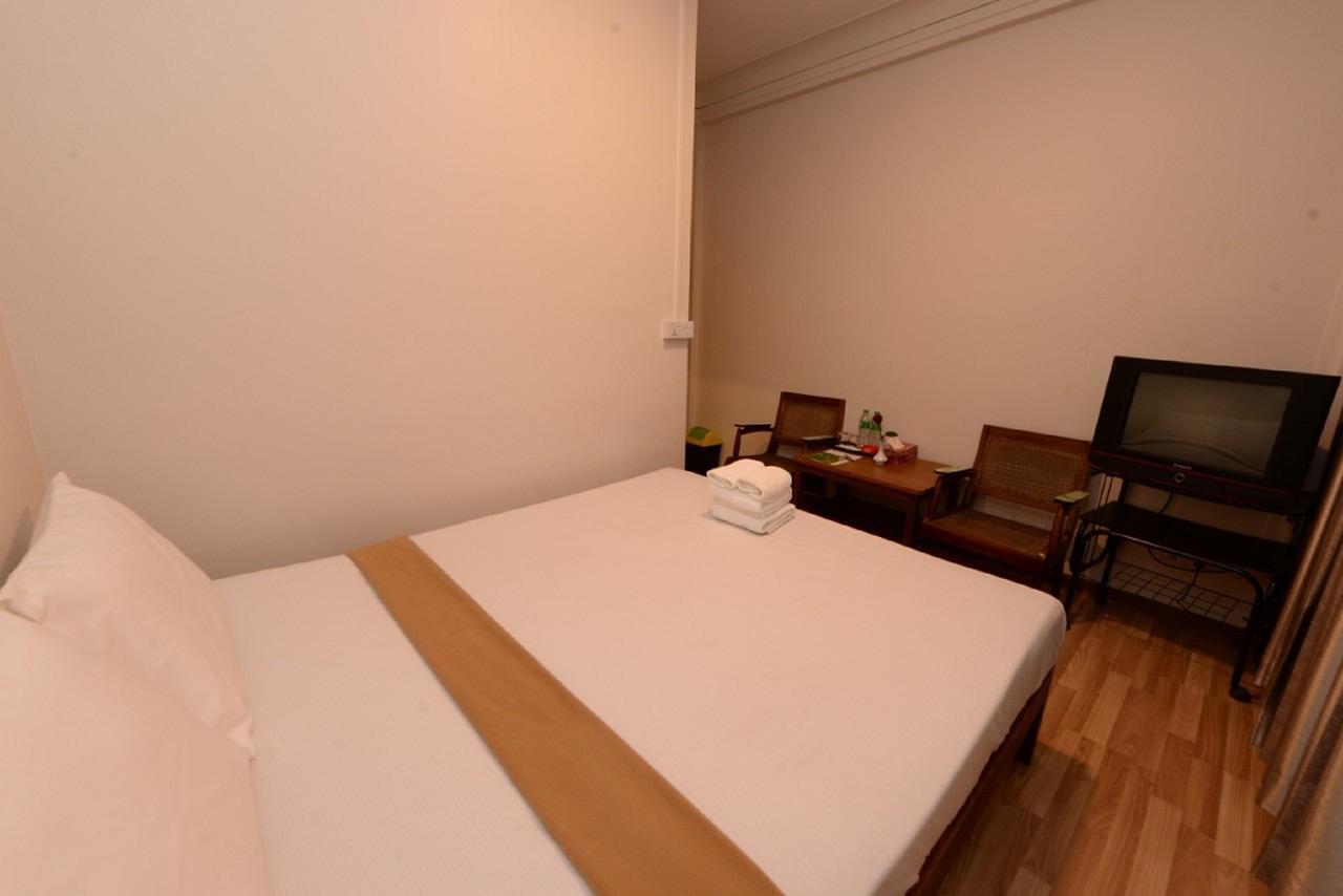 Min Nandar Garden Hotel Thanlyin Kültér fotó