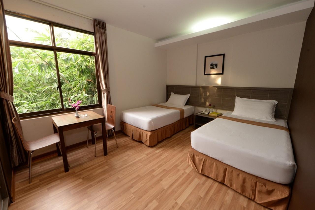 Min Nandar Garden Hotel Thanlyin Kültér fotó