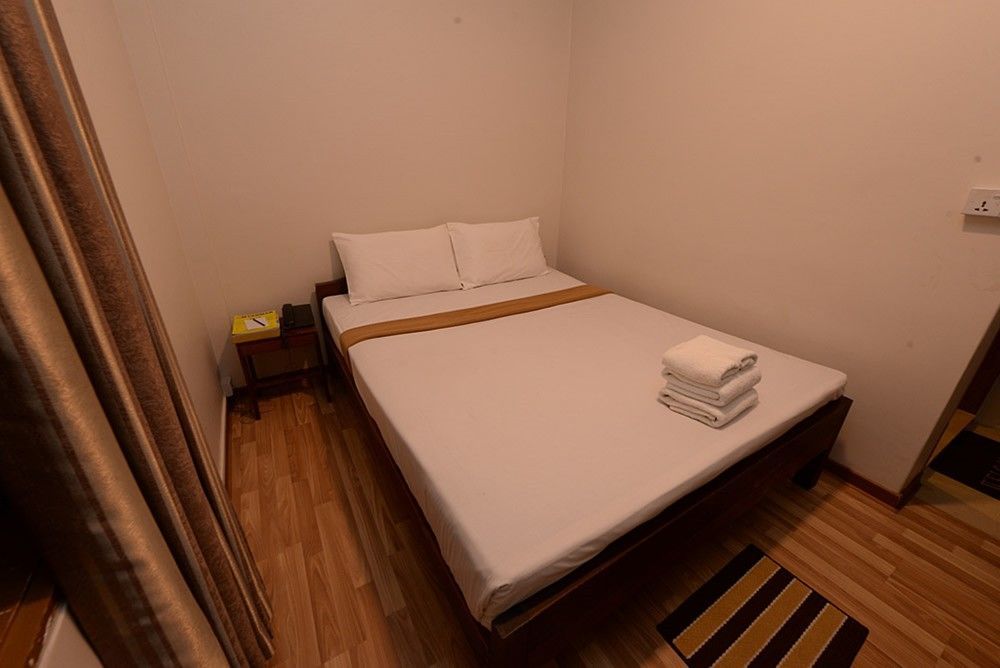 Min Nandar Garden Hotel Thanlyin Kültér fotó